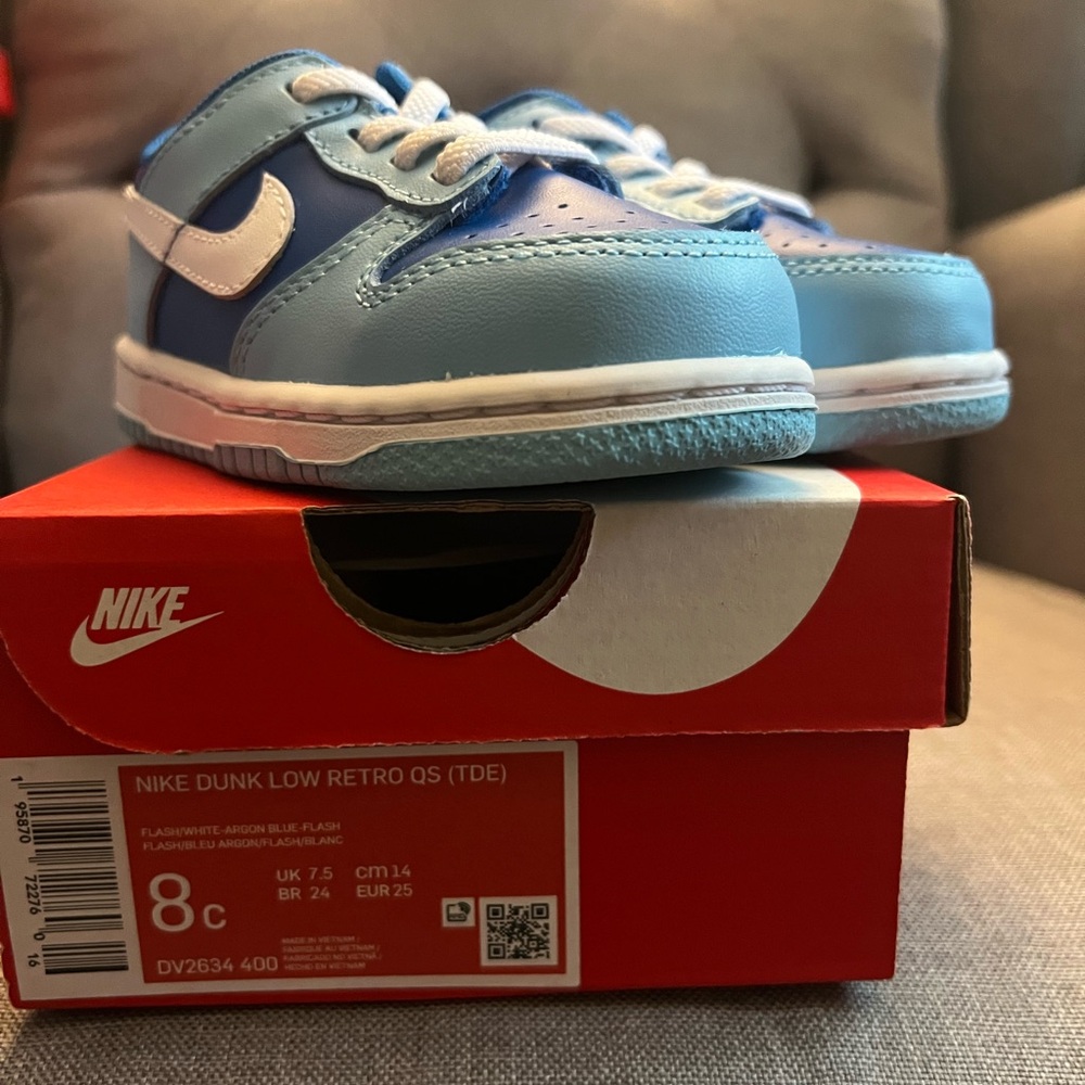 🆕 Nike Kids Dunk Low Retro Blue and White Sneakers